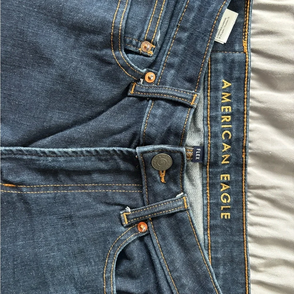 American Eagle Outfitters Men's Slim Jeans in Dark Blue - Picture 2 of 4